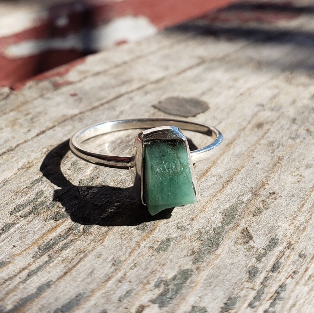 Natural Rough Emerald Ring - Solid 925 Silver - image 6